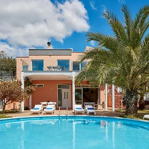 Seafront Longobardi Villa